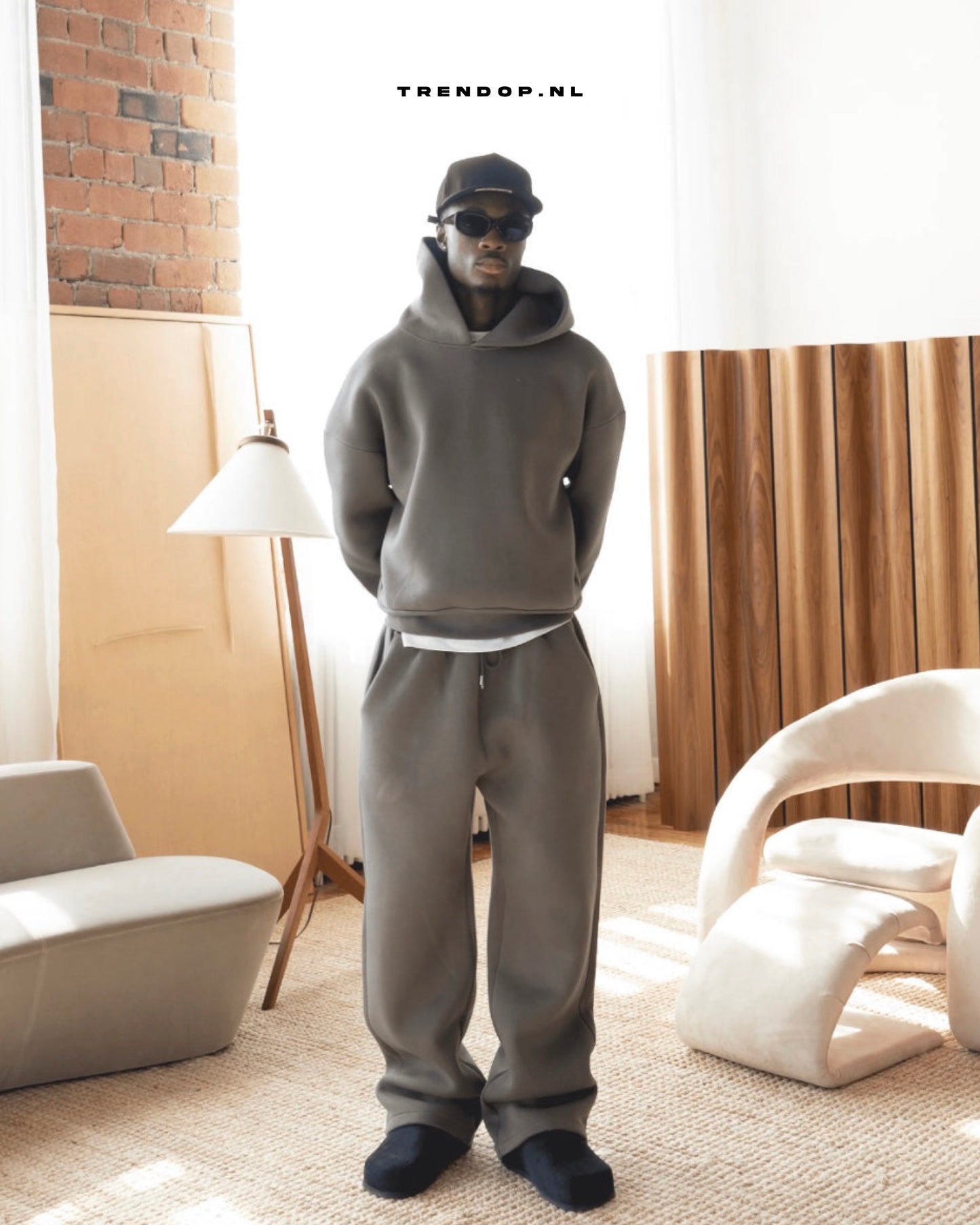 MONOTREND™ Hoodie + GRATIS Sweatpants